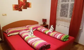 JANOVIČKY U BROUMOVA - chalupa s bazénem - foto číslo 16