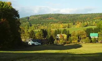 CHVALEČ -  roubenka - foto číslo 2