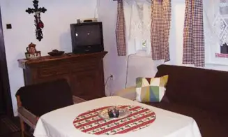 CHVALEČ -  roubenka - foto číslo 14