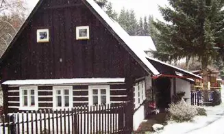 CHVALEČ -  roubenka - foto číslo 4