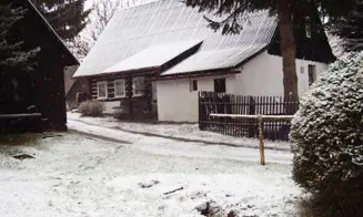 CHVALEČ -  roubenka - foto číslo 12