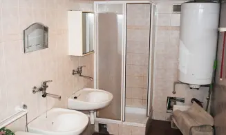 ZÁBRODÍ - chata - foto číslo 12