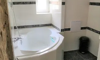 RADVANICE U TRUTNOVA *** - chalupa - foto číslo 1