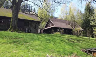 MORÁVKA - velká stylová roubená chalupa