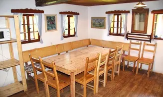 MORÁVKA - velká stylová roubená chalupa - foto číslo 21