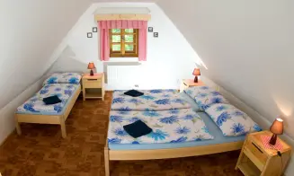 VELKÉ KARLOVICE - chalupa - foto číslo 10