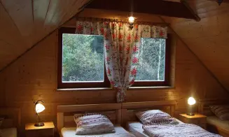 MOSTY U JABLUNKOVA - chalupa s bazénem na samotě - foto číslo 2