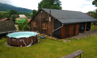 BUKOVEC - chata s bazénem