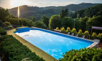 BYSTŘIČKA - luxusní chalupa s velkým bazénem - foto číslo 7