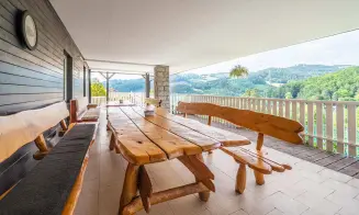 BYSTŘIČKA - luxusní chalupa s velkým bazénem - foto číslo 12