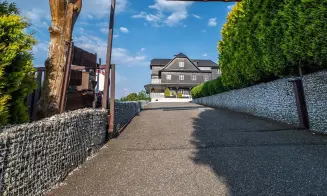 BYSTŘIČKA - luxusní chalupa s velkým bazénem - foto číslo 26