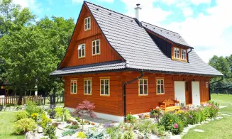 KOMORNÍ LHOTKA - chalupa