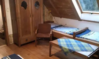 DOLNÍ BEČVA - roubená chalupa - foto číslo 14