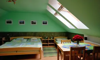 ROVENSKO POD TROSKAMI - chalupa - foto číslo 5