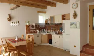 ROKYTNICE - HRUBÁ SKÁLA - 2 apartmány - foto číslo 5