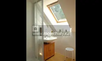 ROKYTNICE - HRUBÁ SKÁLA - 2 apartmány - foto číslo 2