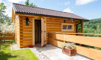 ROKYTNICE - HRUBÁ SKÁLA -  chatka