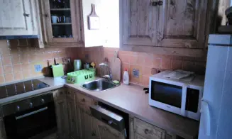 ROKYTNICE - HRUBÁ SKÁLA - roubenka - foto číslo 4