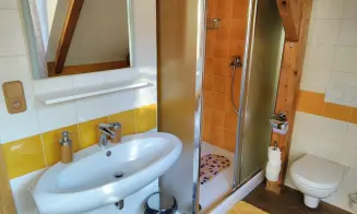 ROKYTNICE - HRUBÁ SKÁLA - roubenka - foto číslo 13