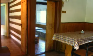 TUŽÍN  - stylová roubenka - foto číslo 15