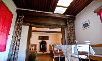 TUŽÍN  - chata - foto číslo 1