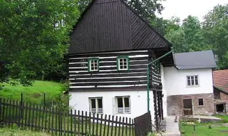 ŽERNOV - roubená chalupa - foto číslo 16