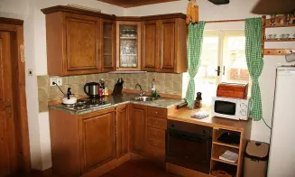 ŽERNOV - roubená chalupa - foto číslo 35