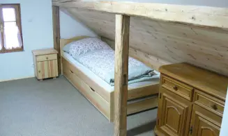 ŽERNOV - roubená chalupa - foto číslo 33