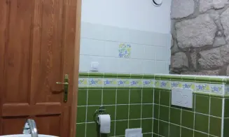 ŽERNOV - roubená chalupa - foto číslo 11