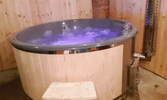 ŽERNOV - roubená chalupa - foto číslo 8