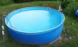 HOLENICE - dům s přítomností majitele - foto číslo 27