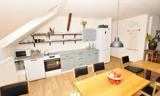 HOLENICE - dům s přítomností majitele - foto číslo 13