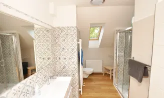 HOLENICE - dům s přítomností majitele - foto číslo 4