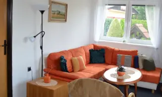 ÚJEZD POD TROSKAMI *** - chalupa - foto číslo 24