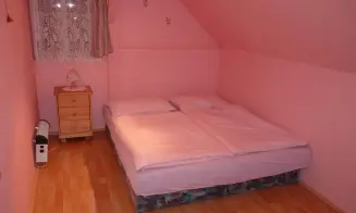 NOVÉ KŘEČANY - chalupa - foto číslo 16