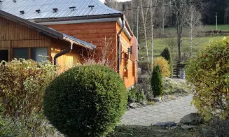 LUDVÍKOV - chalupa se zapuštěným bazénem - foto číslo 23