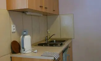 LUDVÍKOV - chalupa se zapuštěným bazénem - foto číslo 25