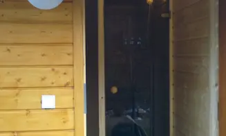 LUDVÍKOV - chalupa se zapuštěným bazénem - foto číslo 13