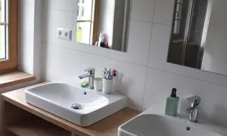 REJHOTICE - chalupa - cca 700 m sjezdovka Kareš - foto číslo 11