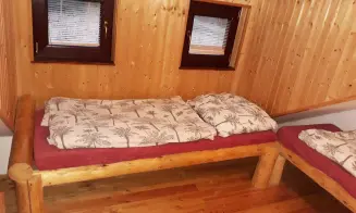 HOLČOVICE - KOMORA - srub - foto číslo 9