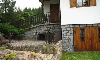 CHVÁLOV - chata - foto číslo 9