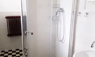 CHVÁLOV - chata - foto číslo 5