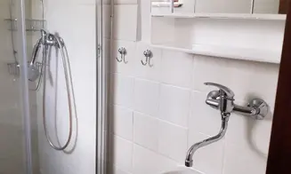 CHVÁLOV - chata - foto číslo 11