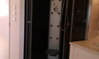 LANDŠTEJN - vila pod zříceninou hradu - foto číslo 15