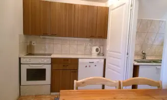 LANDŠTEJN - vila pod zříceninou hradu - foto číslo 25