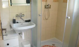 LIPICE - chata - foto číslo 1