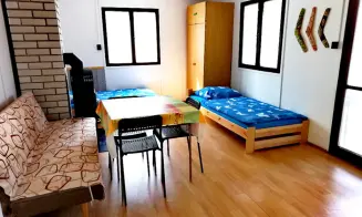 BRANDLÍN - 10 srubů - foto číslo 28