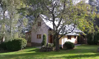 PŘEDNÍ VÝTOŇ - chata