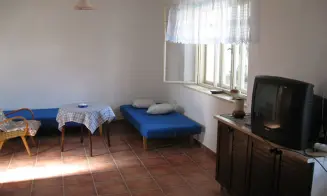 KOLOMĚŘICE - chalupa - foto číslo 3