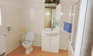 ŘÍPEC - apartmán - foto číslo 24